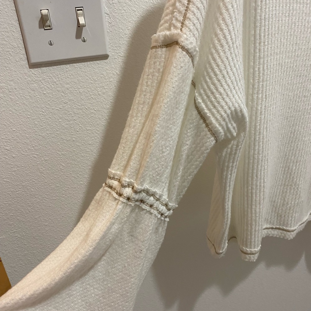 Elan Ladies Long Sleeve Textured Off White Top - S - Picture 3 of 8